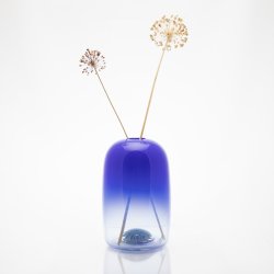 Kornblomst-vase fra Glas