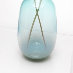 Morgendis-vase fra Glas