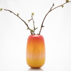 Aftenr�de-vase fra Glas